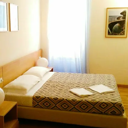 Guest house Ciao Bella Elements 2*